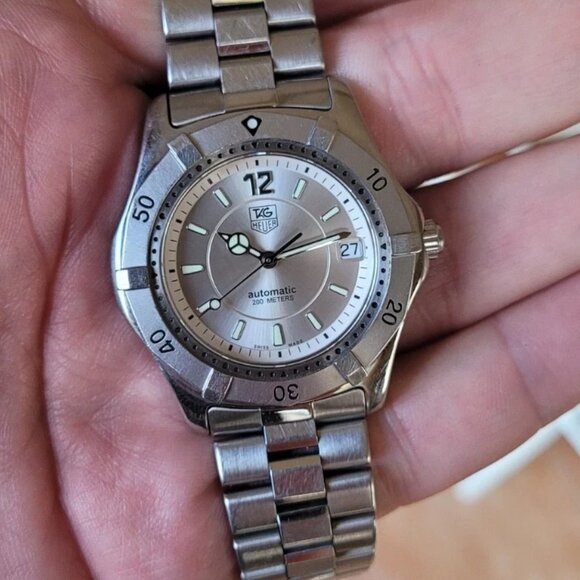 Tag Heuer WK2116.BA0311 Mens 2000 Series Automatic Watch Silver Stainless Steel - Picture 5 of 15